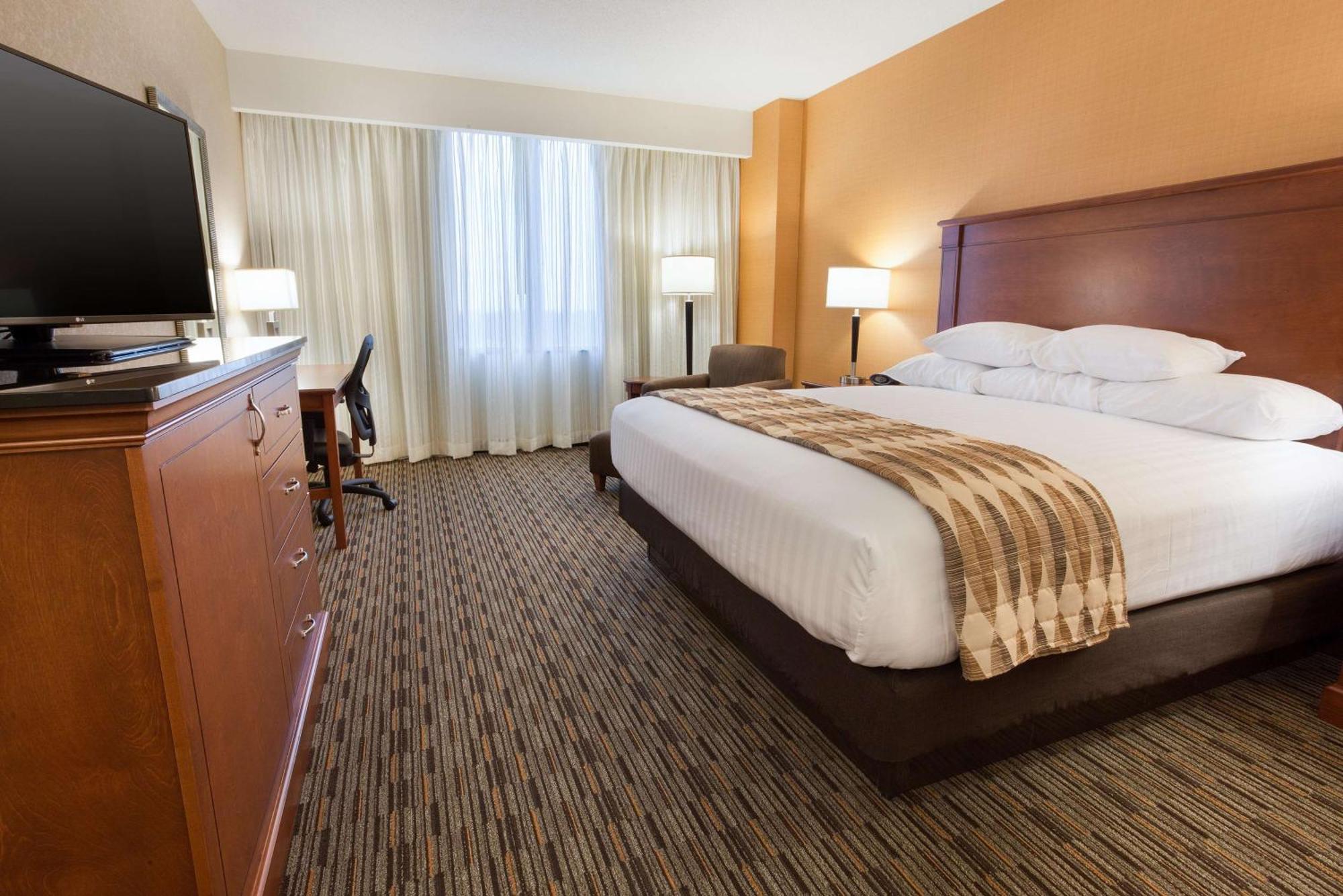 Drury Plaza Hotel Indianapolis Carmel מראה חיצוני תמונה