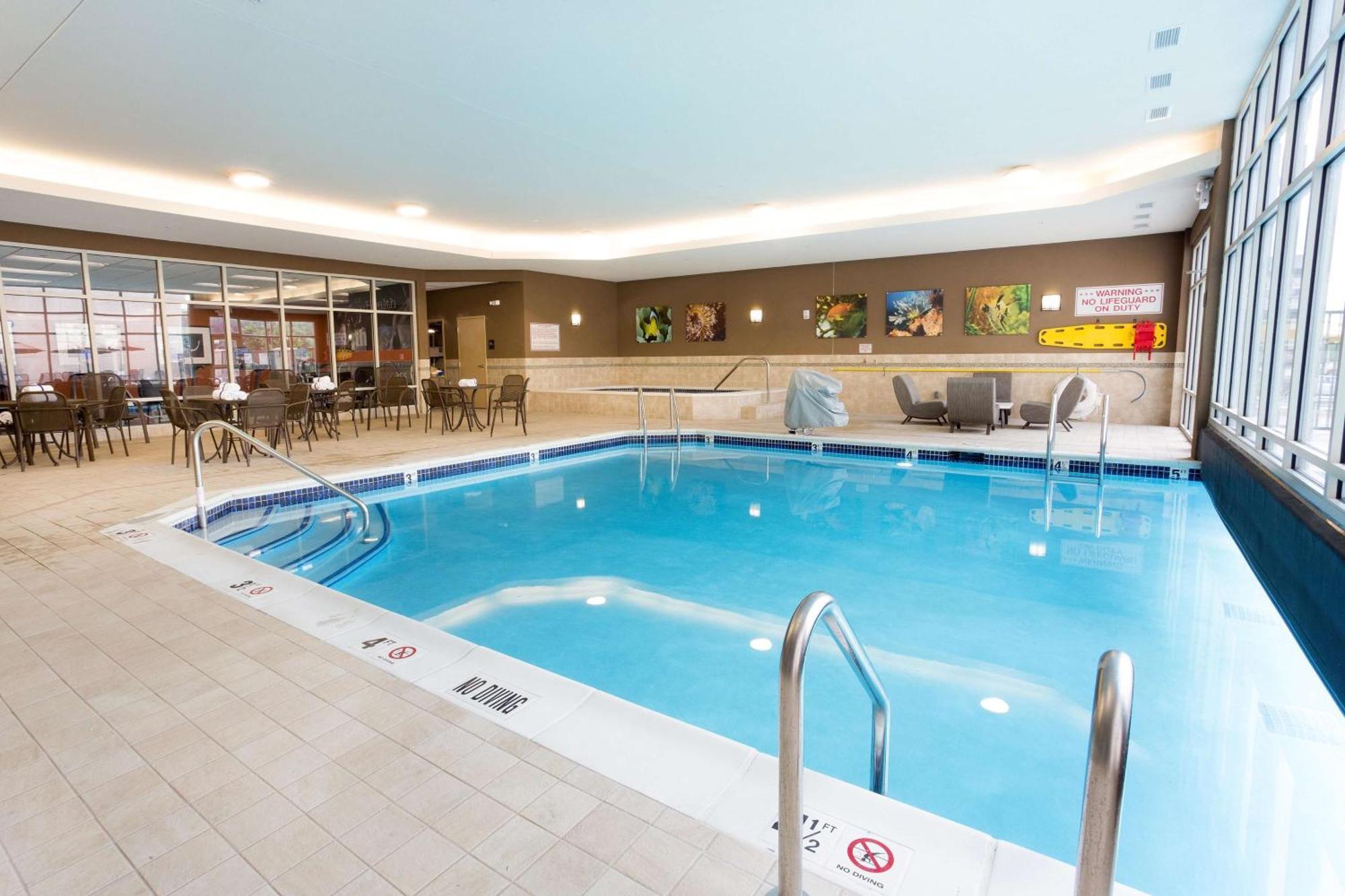 Drury Plaza Hotel Indianapolis Carmel מראה חיצוני תמונה